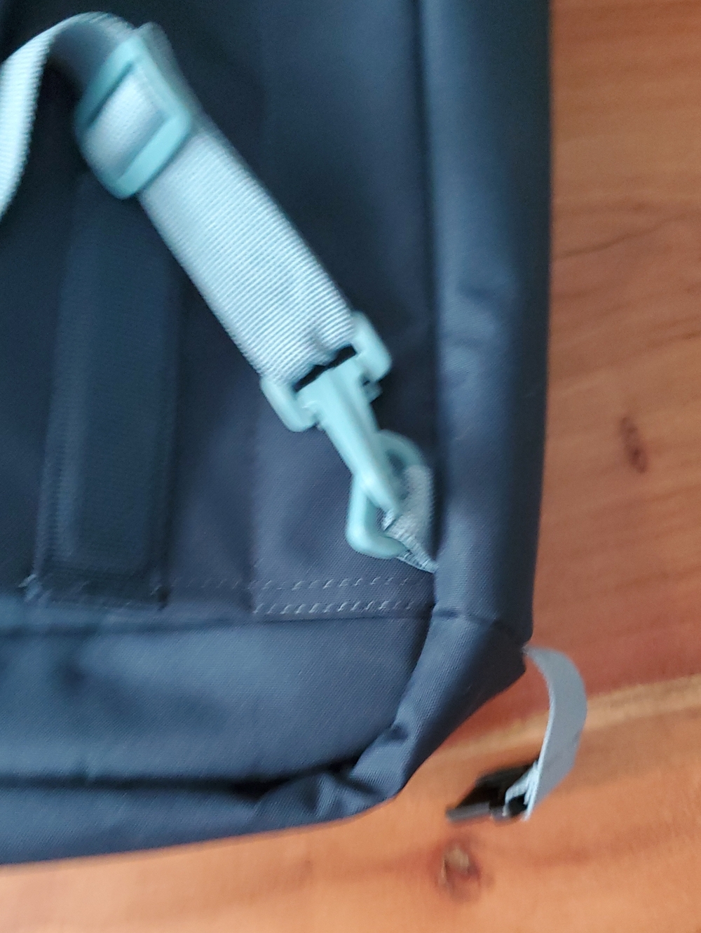 IKEA STARTID Teal Luggage Laptop Carry-on Backpack For Wheel Trolly - Picture 5 of 9